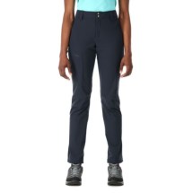 RAB-W-_Incline_Pants_Beluga_Model-QFV_02_BEL_on_model
